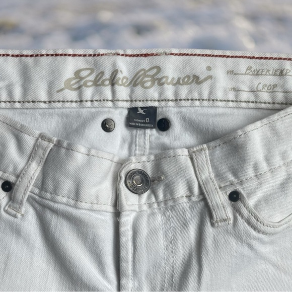 Eddie Bauer White Boyfriend Crop Denim Jeans Size 0 Mid Rise Button Zip Closure - Picture 3 of 8